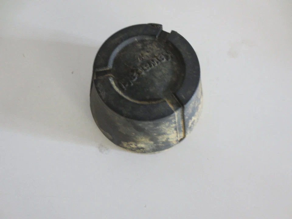 2019 Kawasaki Mule 4010 EPS GAS Used OEM One Wheel Dust Hub Center Cap - Image 1 of 1