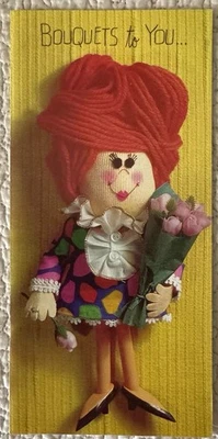 Ramo de cumpleaños dama sin usar tela aspecto real tarjeta de felicitación de colección años 60 sol Foto 1 de 3