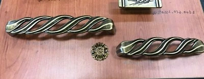 Maniglia in zama GIUSTI VARI COLORI int.96/128 bronzata/argento venezia/arg.bril - Immagine 1 di 4