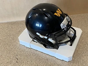 WASHINGTON COMMANDERS (REDSKINS) NFL ALTERNATE 2022 REPLICA MINI HELMET L.E. - Picture 1 of 9