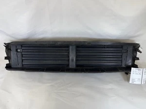 2015-2018 VOLKSWAGEN JETTA AIR ACTIVE GRILLE SHUTTER OEM 5C6122327 - Picture 1 of 9