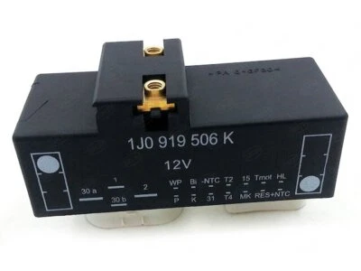 Módulo de ventilador de refrigeración del motor Volkswagen Golf 2000-2006 62149RP 2001 2003 2002 Foto 1 de 2