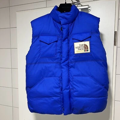 Chaleco acolchado Gucci X North Face Gucci en pequeño y XL Foto 1 de 4