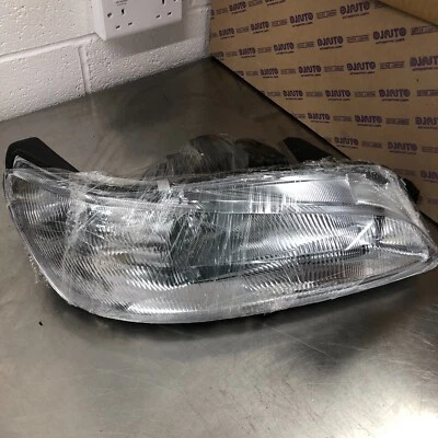 PEUGEOT 306 1997   MK2 HEADLIGHT 550-1127R-RD-EM DRIVERS SIDE DEPO PART - Image 1 of 4