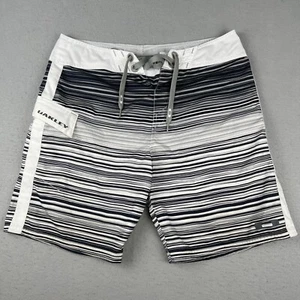 Vintage Oakley Boardshorts Herren 32 weiß gestreift Spellout Suft Y2K Cargo - Bild 1 von 12