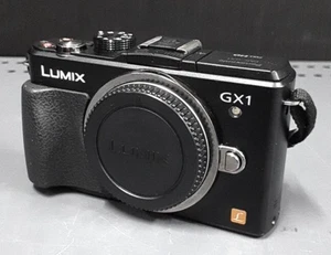 Cámara SLR Panasonic LUMIX DMC-GX1 negra sin espejo el idioma es solo japonés - Imagen 1 de 9