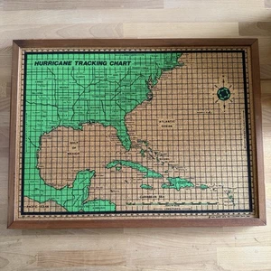 Tabla de seguimiento de huracanes de Gante 1979 de colección pasador marco de tablero de corcho 24x18" - Imagen 1 de 2