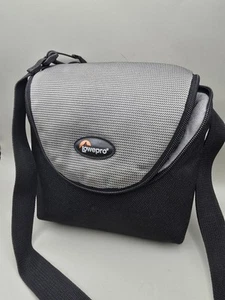 Lowepro D-Res 30AW All weather camera case with All Weather Cover - Picture 1 of 6