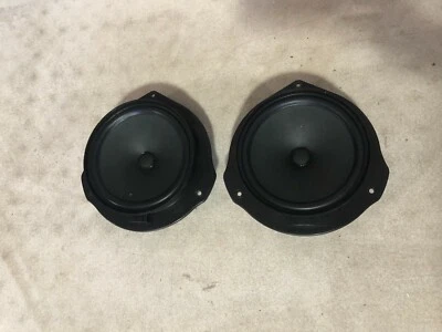 MERCEDES BENZ ML350 W166 13-15 OEM JUEGO DELANTERO PUERTA IZQUIERDA Y DERECHA ALTAVOCES  Foto 1 de 4