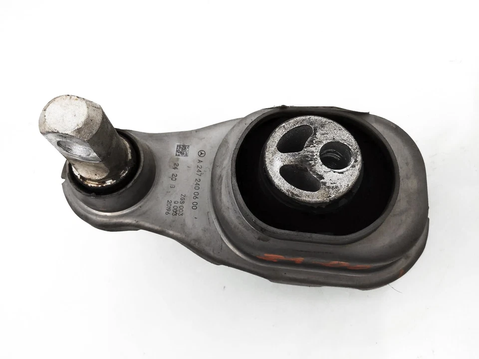 2019-2022 Mercedes-Benz A220 Lower Support Torque Strut Mount - 247-240-06-00 - Image 1 of 4