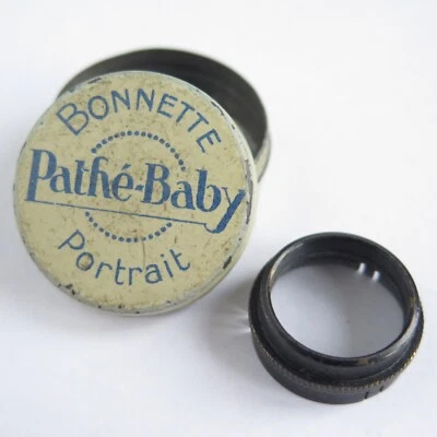 FILTRO Y LATA RETRATO PATHE-BABY VINTAGE | Cámara Bonnette Boite años 20 Foto 1 de 4