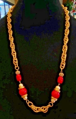 Collar de colección Givenchy Swarovski cristal perlas y cuentas rojas Foto 1 de 4