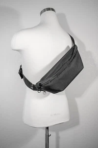 IGNOBLE Sling 2.5.8 - Zippered Cross Body Bag in 1000D Nylon - Made in the USA - Picture 1 of 10