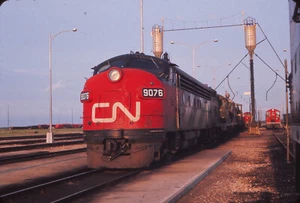 CN 9076 Orig Col Slide - Picture 1 of 1