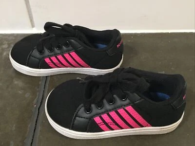 Zapatos K-Swiss para niña pequeña talla 6, negro y rosa Foto 1 de 4