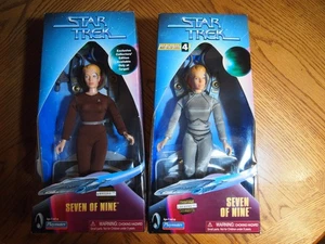 Zwei Playmates Star Trek 9" Seven of Nine Figuren, neuwertig in neuwertigem Karton - Bild 1 von 15