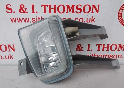 FARO ANTINIEBLA DELANTERO DERECHO VAUXHALL ASTRA (F) OPEL KADETT *NUEVO* Foto 1 de 4