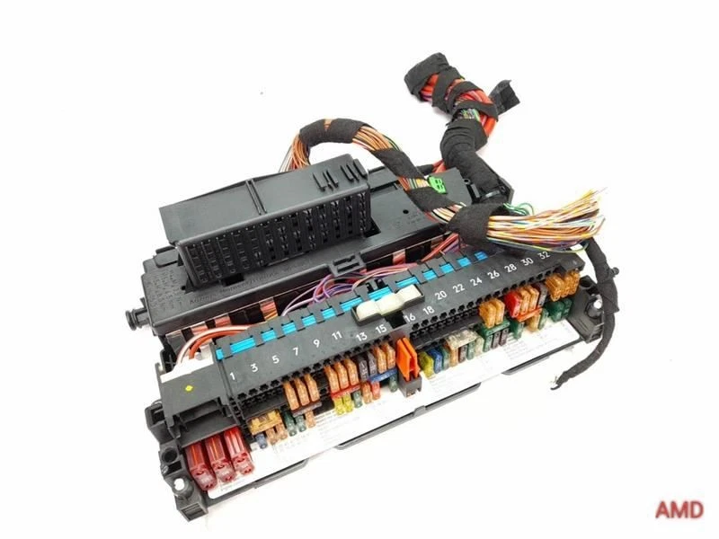 BMW 330ci 325ci E46 2004 convertible cabina caja de fusibles OEM 61138364542 Foto 1 de 4