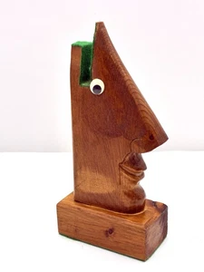 Vtg Carved Wood Kitschy Eyeglasses Holder Face w/Eyes Display Stand Felt Insert - Picture 1 of 8