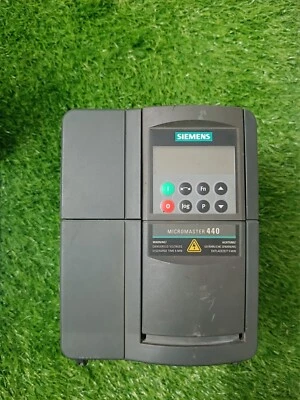 Siemens micromaster440 6SE6440-2UD23-0BA1 Drive 380-480vac 0-650hz 0-480vac 3kw - Image 1 of 4