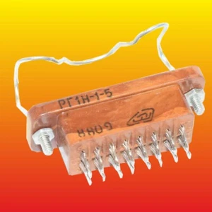 16-PIN RG1N-5 РГН-1-5 LOT OF 1 RUSSIAN LOW-FREQUENCY CARBOLITE CONNECTOR 3A 400V - Picture 1 of 3