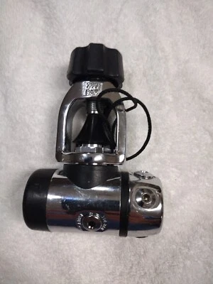 Regulador de buceo Cressi Sub 1ª etapa  Foto 1 de 4