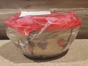 Set of 3 Vintage Glass Nesting Bowls With Lids- Fruit Design New Old Stock - Picture 1 of 6