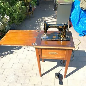 Antique National Sewing Machine Co. ELDREDGE Two Spool Portable Work Station - Picture 1 of 16