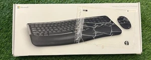 Microsoft Wireless Comfort KEYBOARD MOUSE Desktop 5050 PP4-00001 New Sealed - Picture 1 of 9