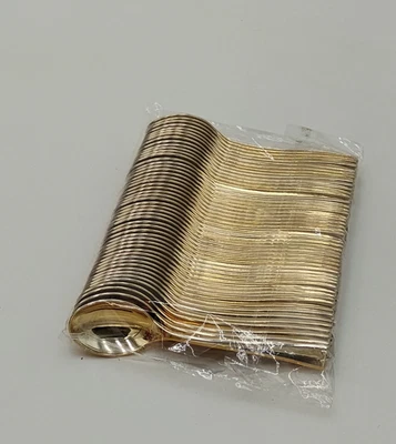 Mini cucharas desechables de plástico dorado 50 unidades Foto 1 de 4