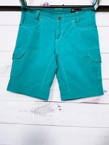 Kuhl Womens Cargo Shorts Size 10 Green Mid-Rise Pockets - Picture 1 of 9