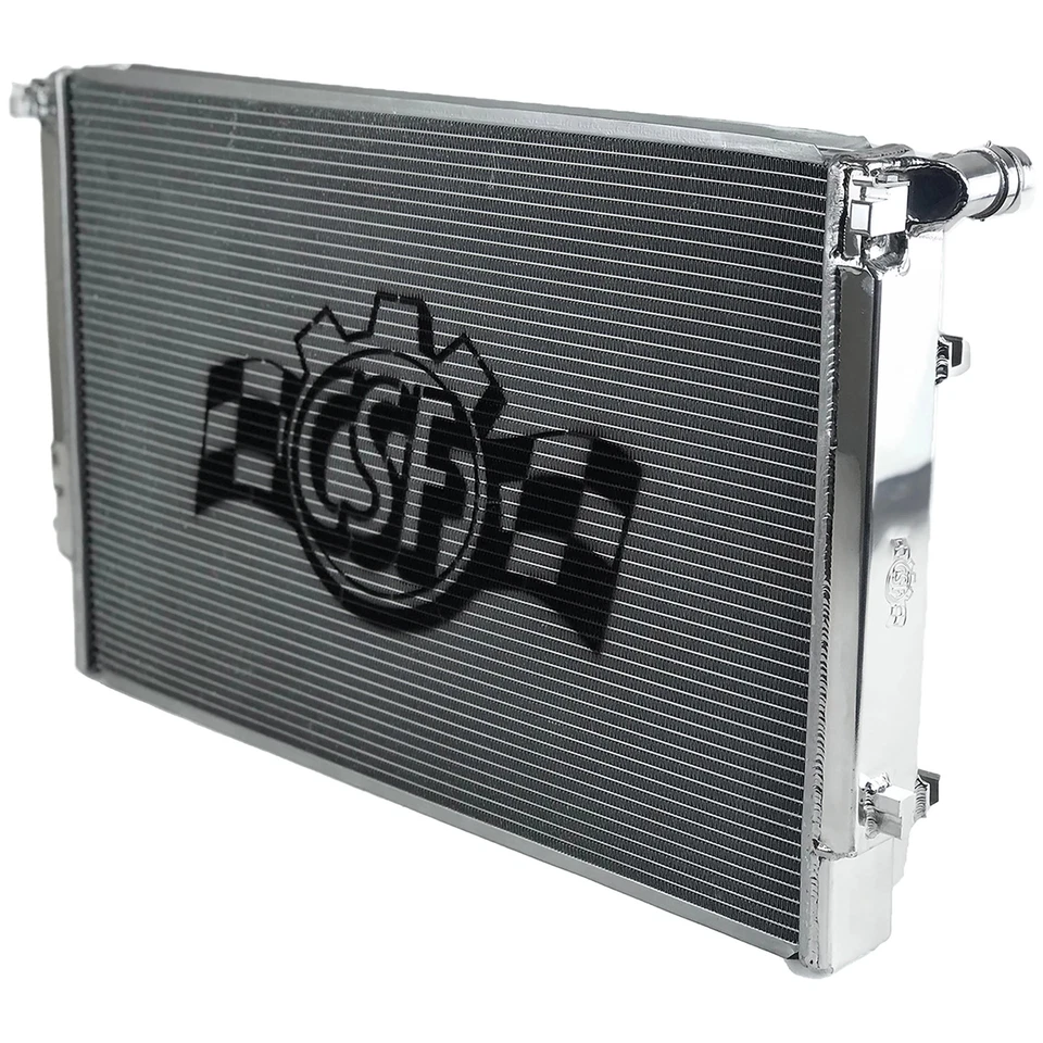 Radiador de aluminio CSF 7084 para 15-21 GTI / 15-20 Audi A3 S3 / 16-21 TT TTS 2,0 L Foto 1 de 4