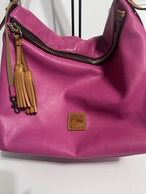 Cartera hobo grande de cuero Dooney Bourke Foto 1 de 4