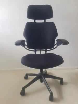 Humanscale Freedom NEW BLACK FABRIC & GAS STRUT  Headrest Task Chair Arms Office - Image 1 of 4