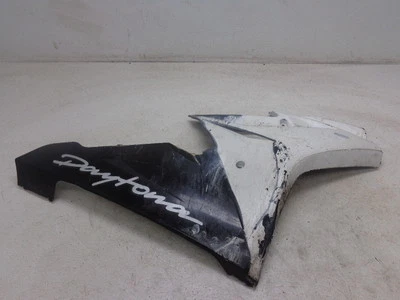 Triumph Daytona 675 2009 carenado medio derecho Foto 1 de 4