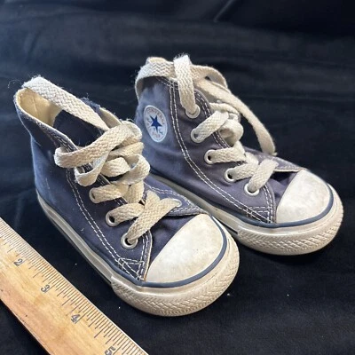 Vintage Converse Chuck Taylor  Hi Top Sneakers Youth Size 5 Freeship! - Image 1 of 4