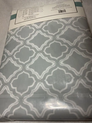 LENOX EASY CARE FLANNELBACK TABLECLOTH  70 INCH ROUND GRAY WHITE NIP - Image 1 of 2