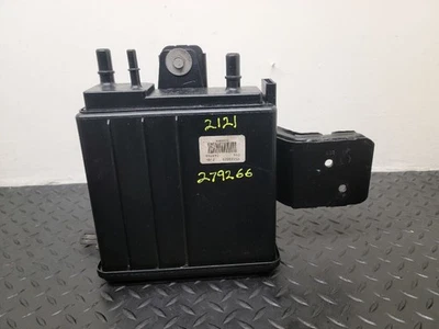 Bote de vapor de combustible Chevrolet Tahoe 04-16 OEM 15109431 Foto 1 de 4