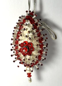 Vintage Red/White Handmade Push Pin Christmas Ornament 3.5" - Picture 1 of 3