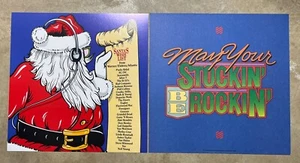Lista de deseos de Navidad de Papá Noel May Your Stock in’ Be Rockin’ póster promocional plano 1990 - Imagen 1 de 4