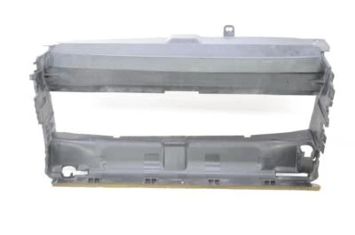 2015-2018 Porsche Macan 2.0L Radiator Air Duct 95B121707Y - Изображение 1 из 4