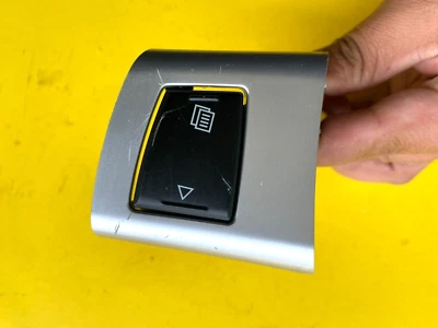 2007-2011 DODGE NITRO STEERING WHEEL CRUISE CONTROL SWITCH OEM 56046035AC - Image 1 of 4