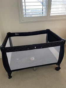 Foldable Baby Portacot Playard- Black In Excellent As New Condition - Picture 1 of 4