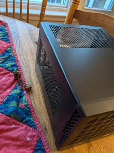 SilverStone SG13B Computer Case - Picture 1 of 8