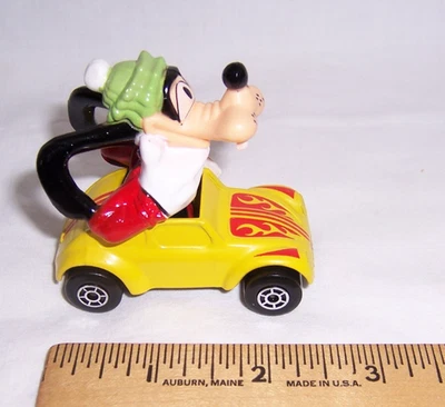 Новый из старых запасов винтажный спичечный коробок 1979 Lesney серия Disney No3 автомобиль-жук Goofy Volkswagen VW - Изображение 1 из 4