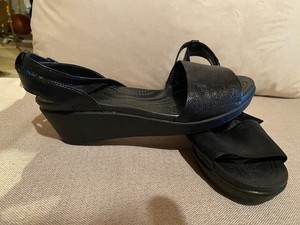 crocs leighann ankle strap