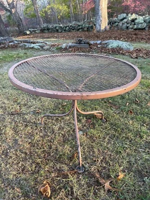 Mesa de centro vintage de mediados de siglo para patio exterior Russell Woodard Foto 1 de 4