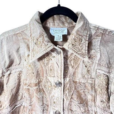 Chaqueta FlashBack Couture dorada bordada adornada con cuentas bolsillos abotonados Foto 1 de 4