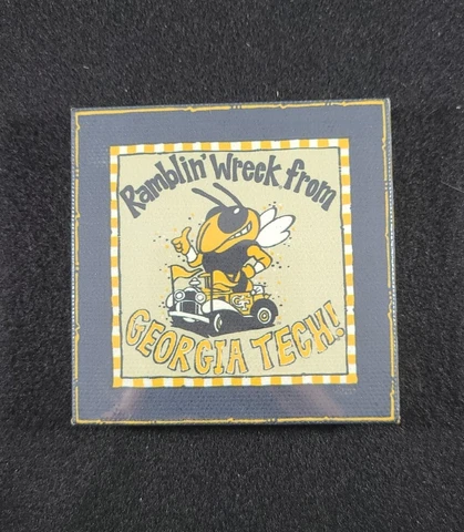 Glory Haus Georgia Tech Magnet " Ramblin Wreck From Georgia Tech" School Colors Cover