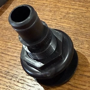 Boat Livewell Thru Hull Fitting | 3/4 Inch Black Plastic - Picture 1 of 3
